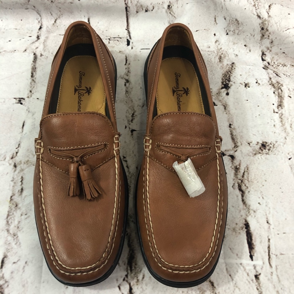 Tommy Bahama Tassle loafers men’s size 10M